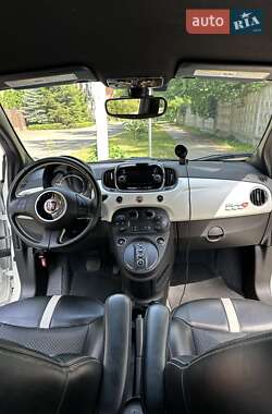 Хэтчбек Fiat 500e 2016 в 