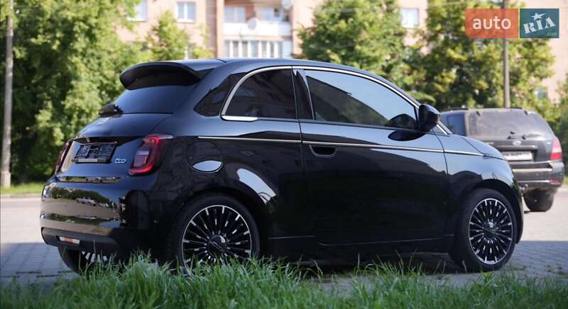 Хэтчбек Fiat 500e 2023 в Львове
