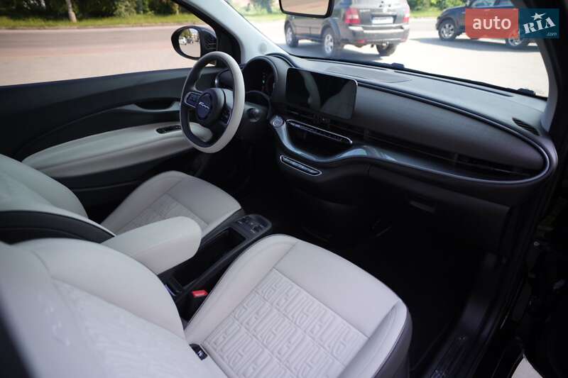 Хэтчбек Fiat 500e 2023 в Львове
