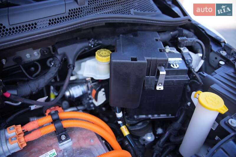 Хэтчбек Fiat 500e 2023 в Львове