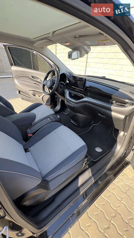 Хэтчбек Fiat 500e 2021 в Черноморске