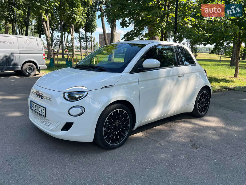 Хэтчбек Fiat 500e 2021 в Киеве фото 12 Хэтчбек Fiat 500e 2021 в Киеве