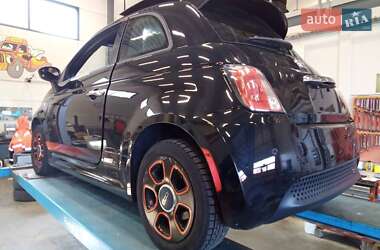 Хетчбек Fiat 500e 2015 в 