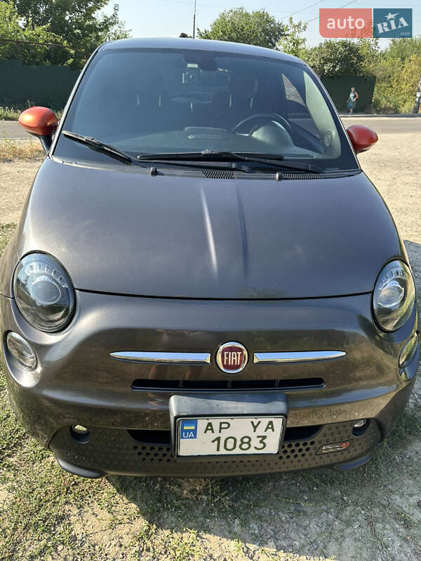 Хэтчбек Fiat 500e 2017 в Запорожье