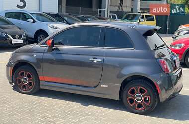 Хэтчбек Fiat 500e 2017 в 