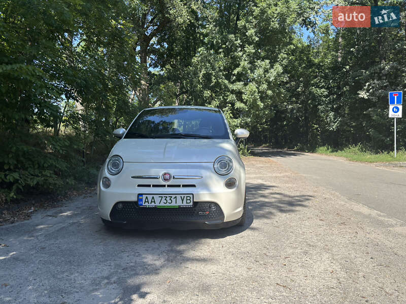 Fiat 500e 2013