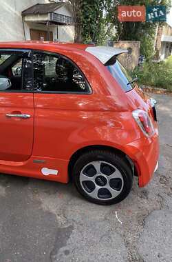 Хэтчбек Fiat 500e 2015 в 