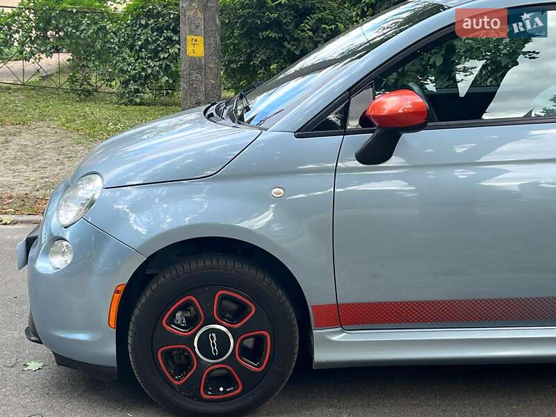 Хэтчбек Fiat 500e 2014 в Киеве