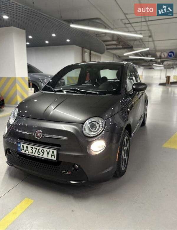 Хэтчбек Fiat 500e 2017 в Киеве