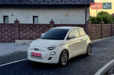 Хэтчбек Fiat 500e 2023 в Дубно