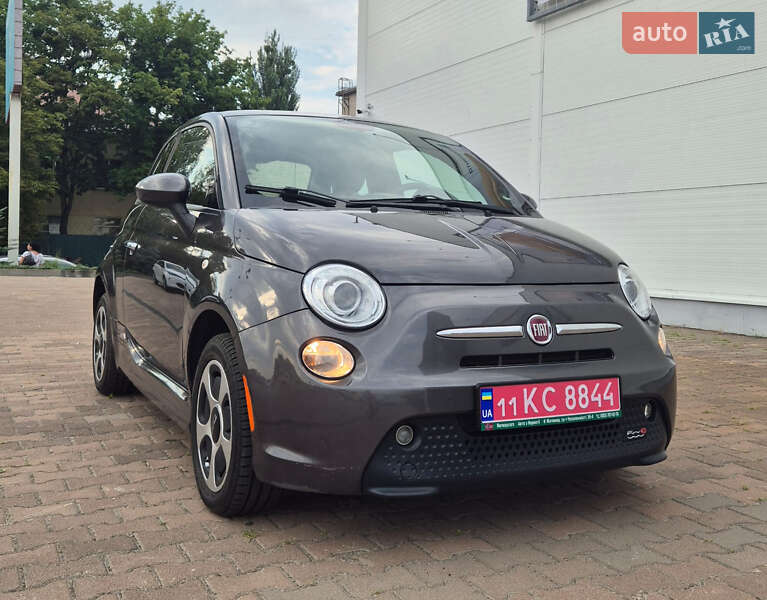 Хетчбек Fiat 500e 2014 в Житомирі
