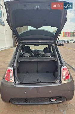 Хетчбек Fiat 500e 2014 в 