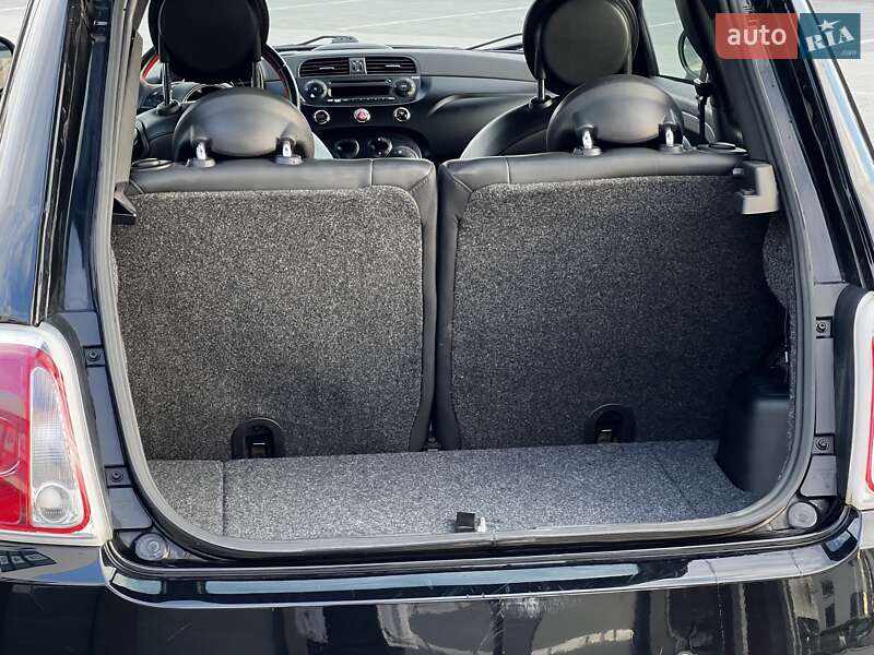 Хэтчбек Fiat 500e 2014 в Городке