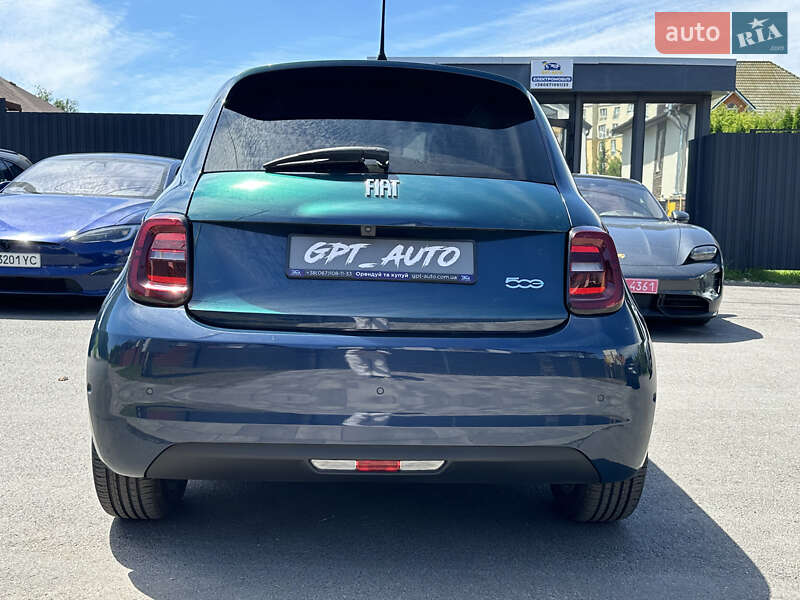 Хэтчбек Fiat 500e 2020 в Киеве