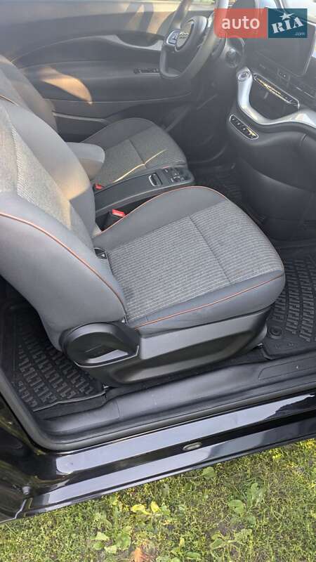 Хэтчбек Fiat 500e 2021 в Киеве
