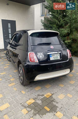 Хэтчбек Fiat 500e 2013 в 