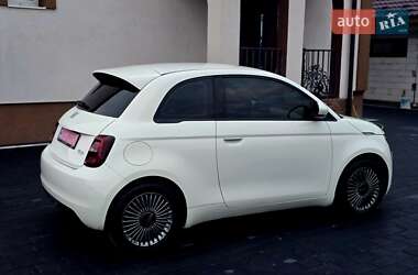 Хетчбек Fiat 500e 2023 в 