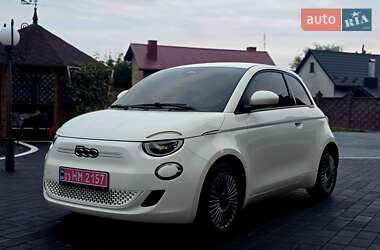 Хетчбек Fiat 500e 2023 в 