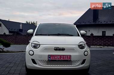Хетчбек Fiat 500e 2023 в 