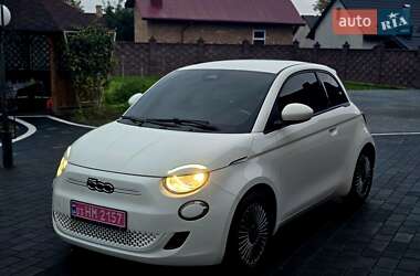 Хетчбек Fiat 500e 2023 в Дубні