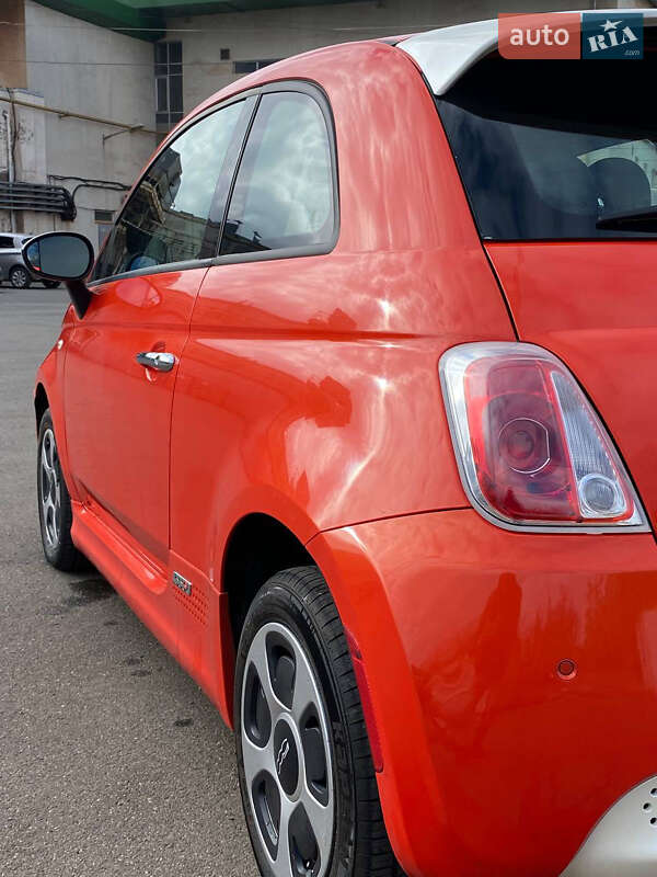 Хетчбек Fiat 500e 2015 в Кривому Розі фото 9 Хетчбек Fiat 500e 2015 в Кривому Розі
