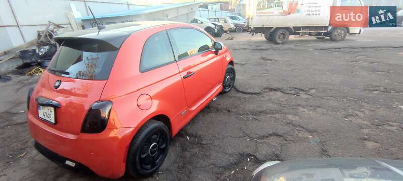 Fiat 500e 2015 Fiat 500e 2015