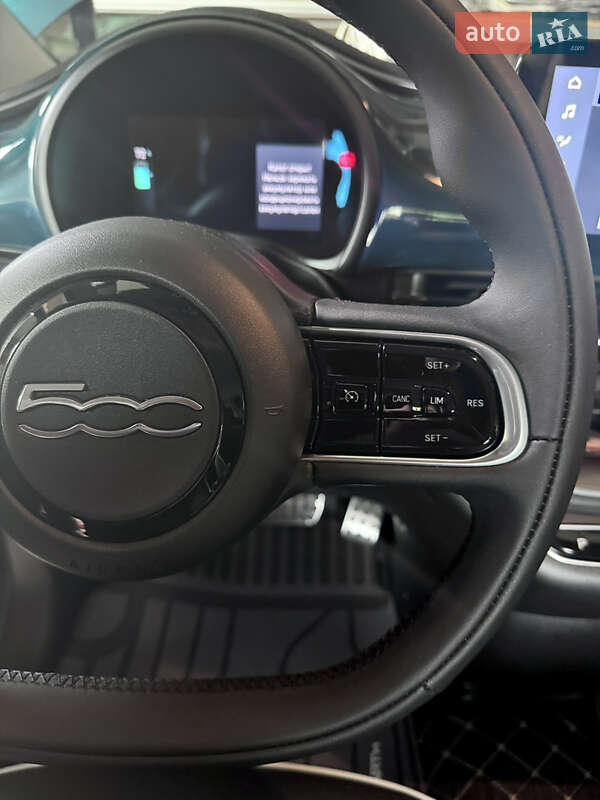 Хетчбек Fiat 500e 2023 в Луцьку