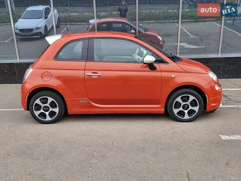 Хэтчбек Fiat 500e 2017 в Киеве