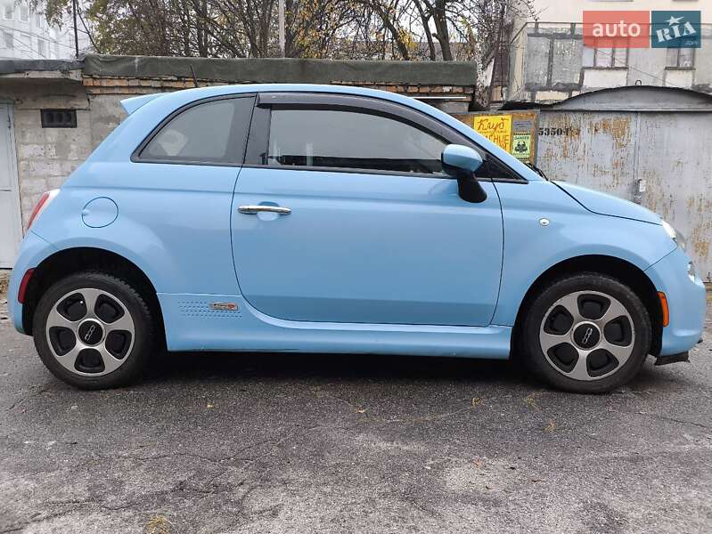 Fiat 500e 2014