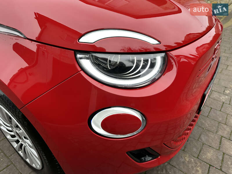 Хэтчбек Fiat 500e 2022 в Дубно