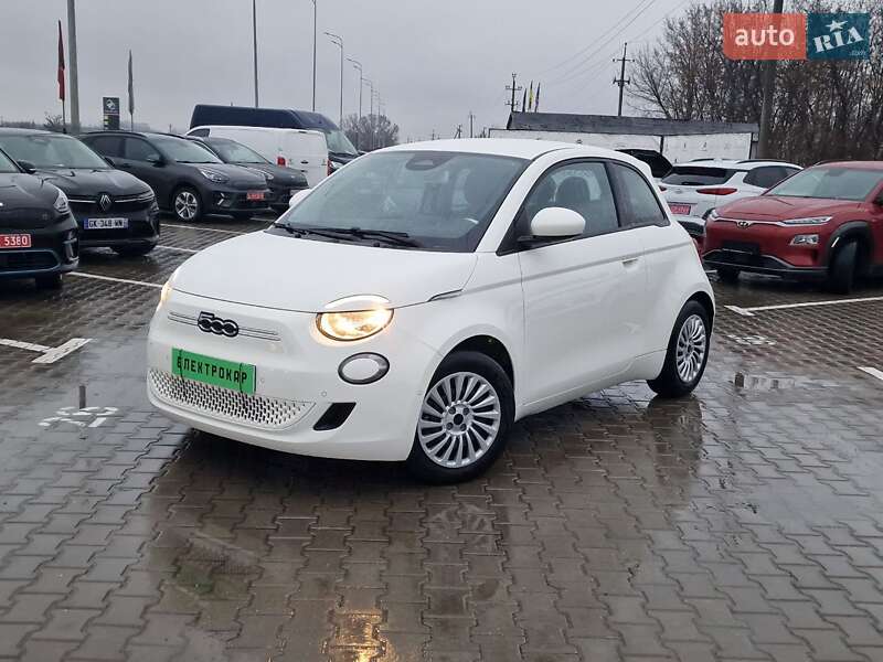 Fiat 500e 2023
