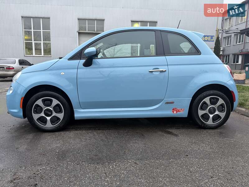 Хэтчбек Fiat 500e 2017 в Киеве