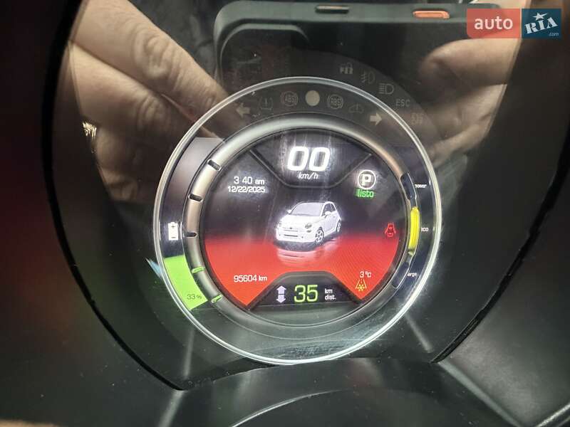 Хэтчбек Fiat 500e 2017 в Киеве