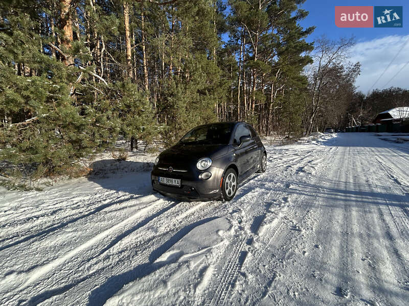 Хетчбек Fiat 500e 2016 в Дніпрі
