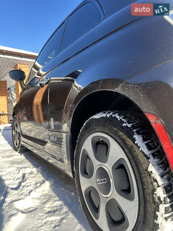 Хетчбек Fiat 500e 2016 в Дніпрі