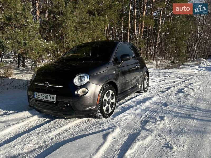 Хетчбек Fiat 500e 2016 в Дніпрі