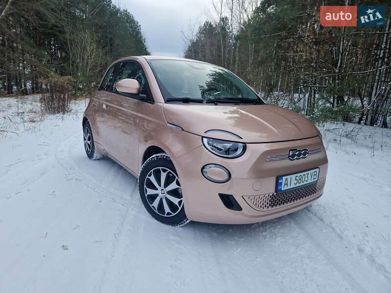 Fiat 500e 2021 Fiat 500e 2021