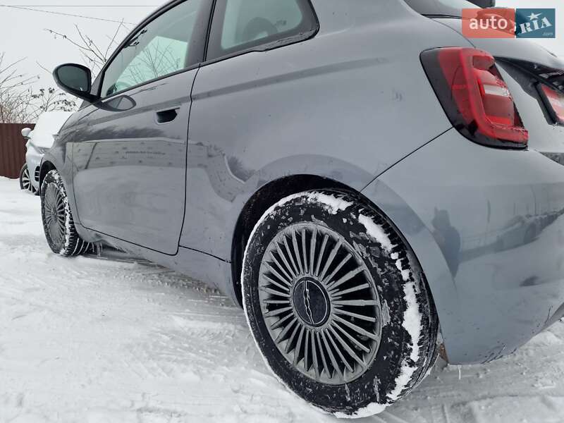 Хэтчбек Fiat 500e 2022 в Виннице