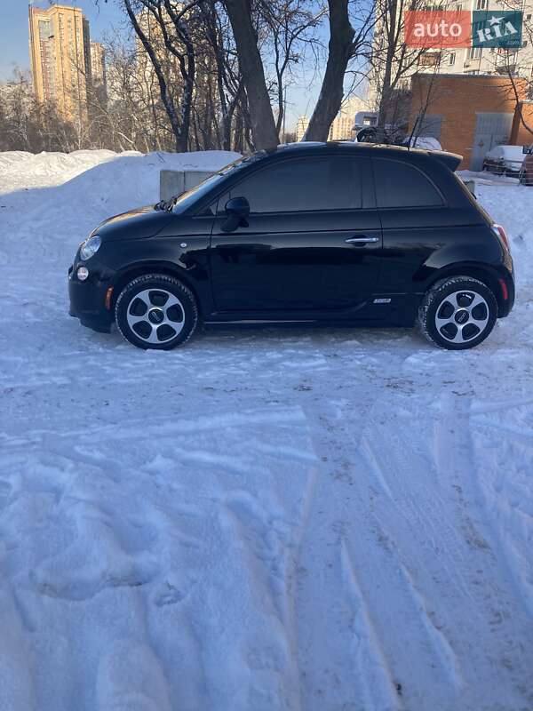 Хэтчбек Fiat 500e 2016 в Киеве