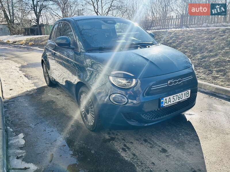Хетчбек Fiat 500e 2020 в Києві