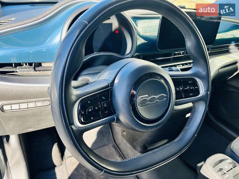 Хетчбек Fiat 500e 2020 в Києві