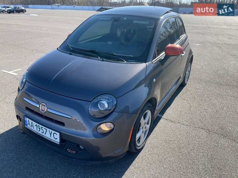Хэтчбек Fiat 500e 2016 в Киеве