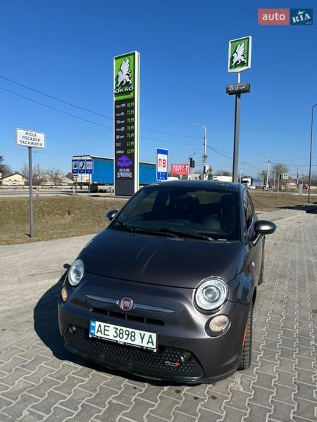 Хетчбек Fiat 500e 2016 в Дніпрі