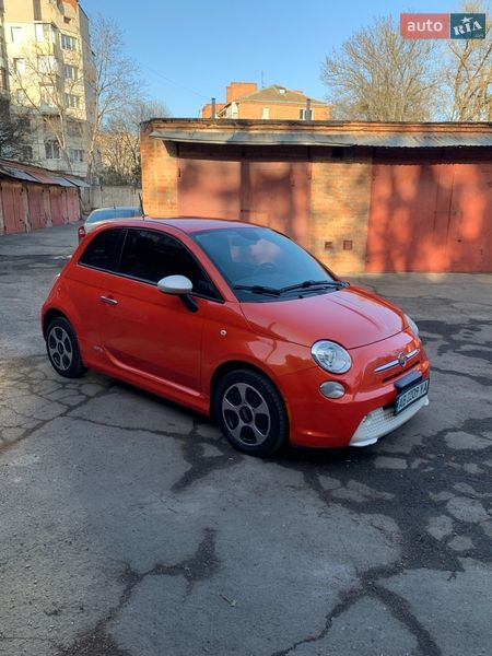 Хэтчбек Fiat 500e 2014 в Виннице