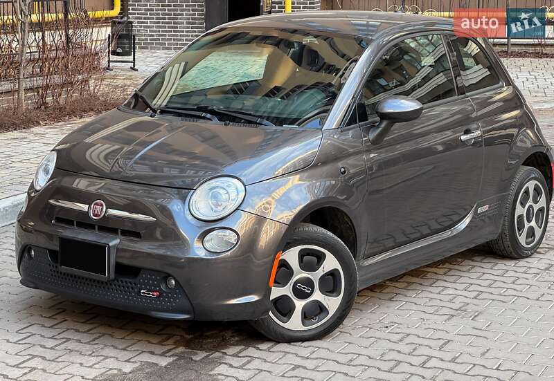 Хетчбек Fiat 500e 2015 в Києві