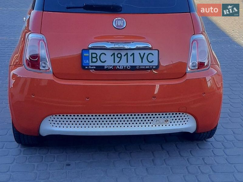 Хэтчбек Fiat 500e 2014 в Львове