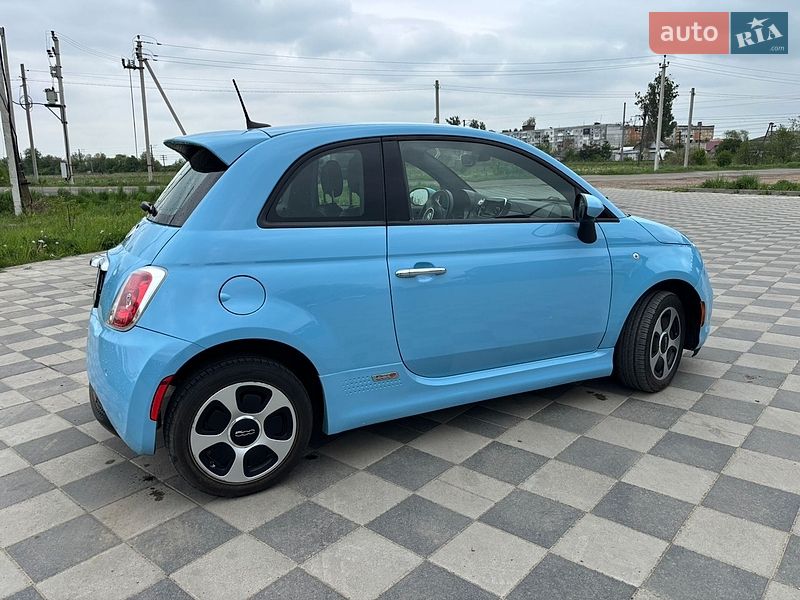 Хэтчбек Fiat 500e 2016 в Самборе