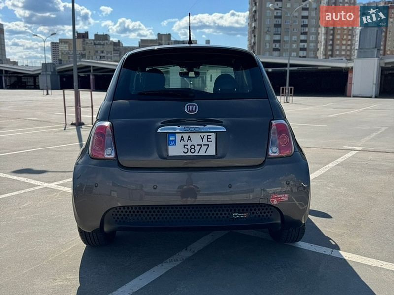 Хэтчбек Fiat 500e 2017 в Киеве