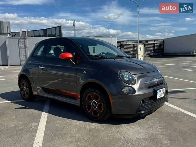 Хэтчбек Fiat 500e 2017 в Киеве