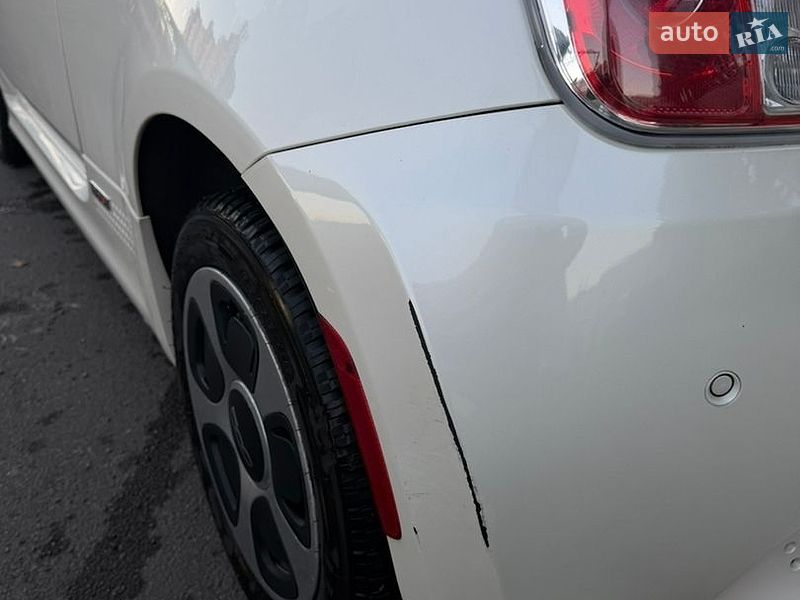 Хэтчбек Fiat 500e 2016 в Киеве